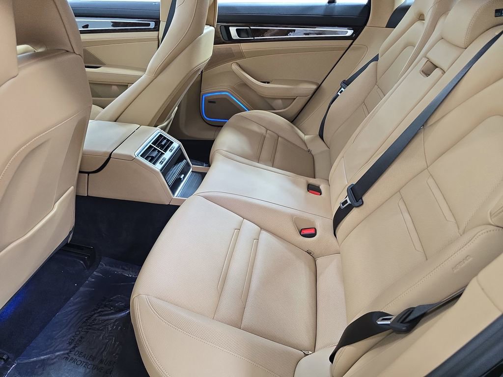 Certified 2023 Porsche Panamera 4 AWD/4WD image 24