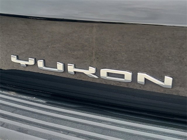 Used 2024 GMC Yukon XL SLT image 36