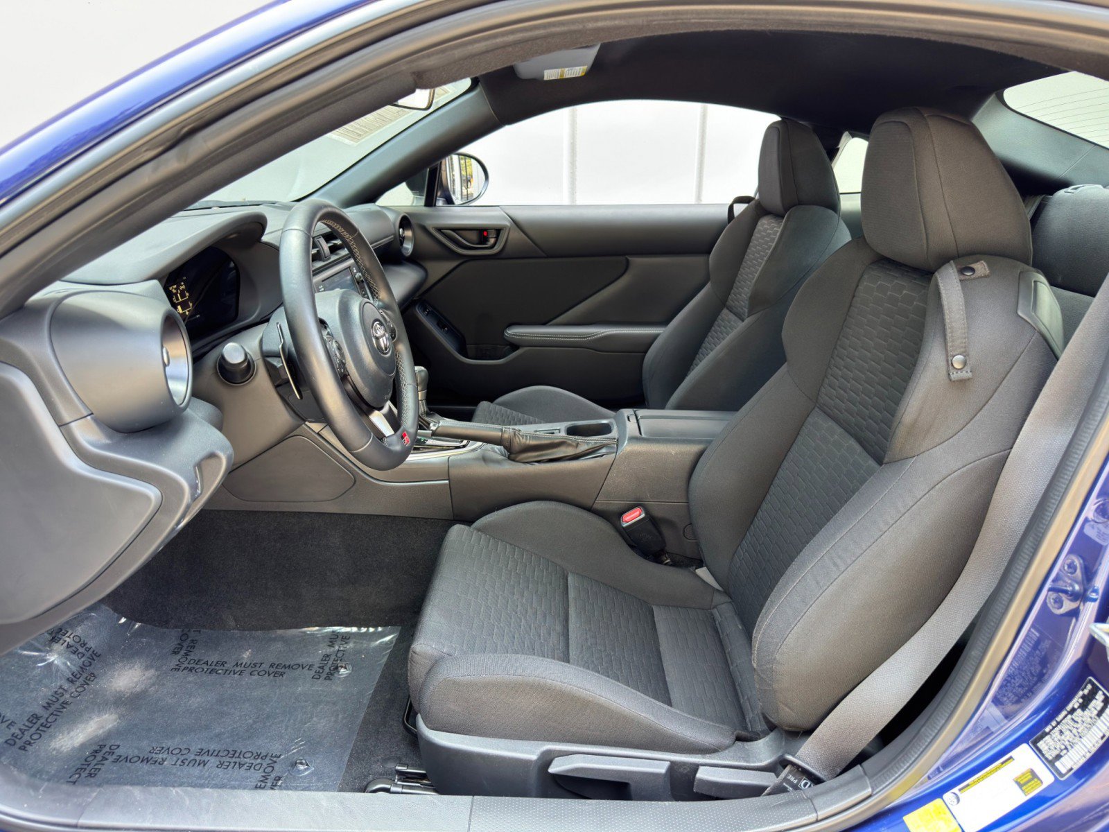 Used 2022 Toyota GR86 RWD image 15