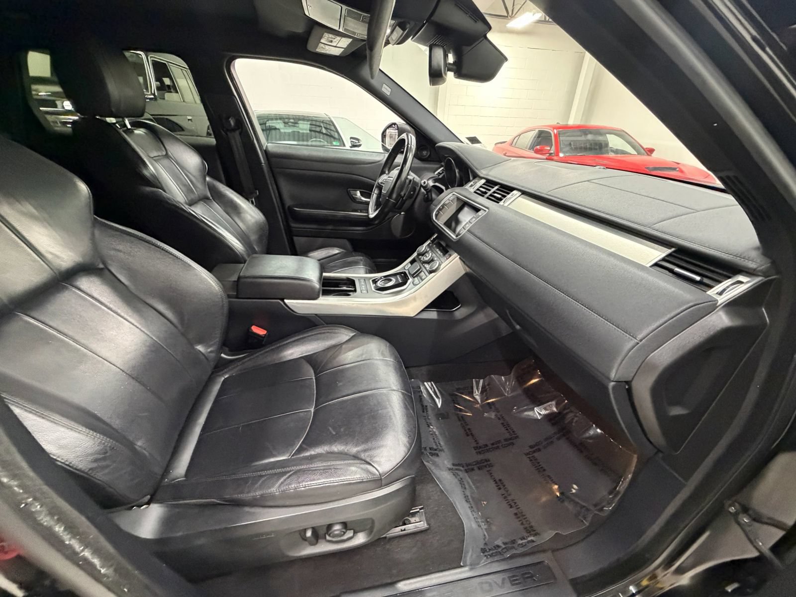Used 2016 Land Rover Range Rover Evoque SE AWD/4WD image 21