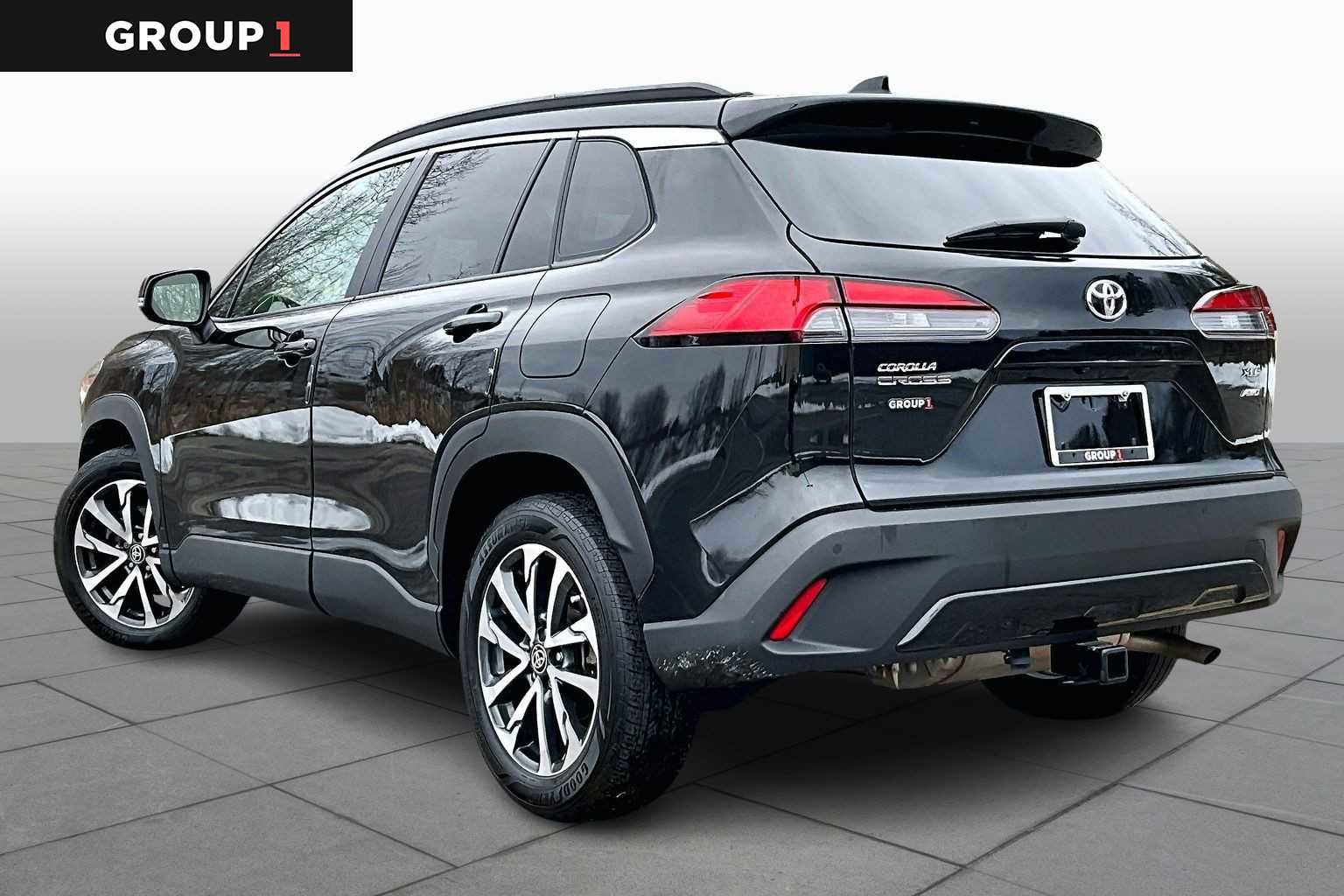 Certified 2022 Toyota Corolla Cross XLE w/ Convenience Package image 11