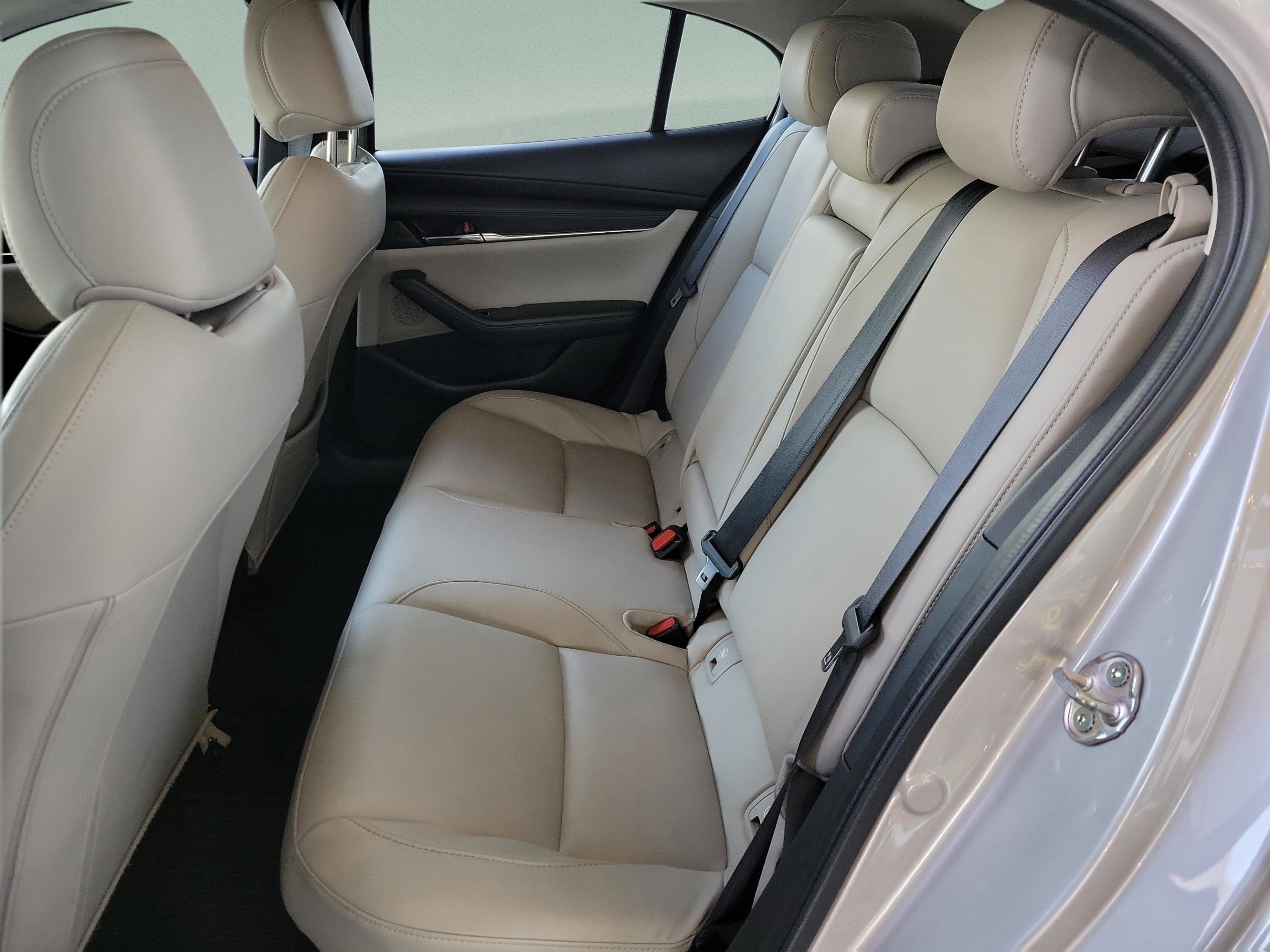 Used 2023 MAZDA MAZDA3 s image 23