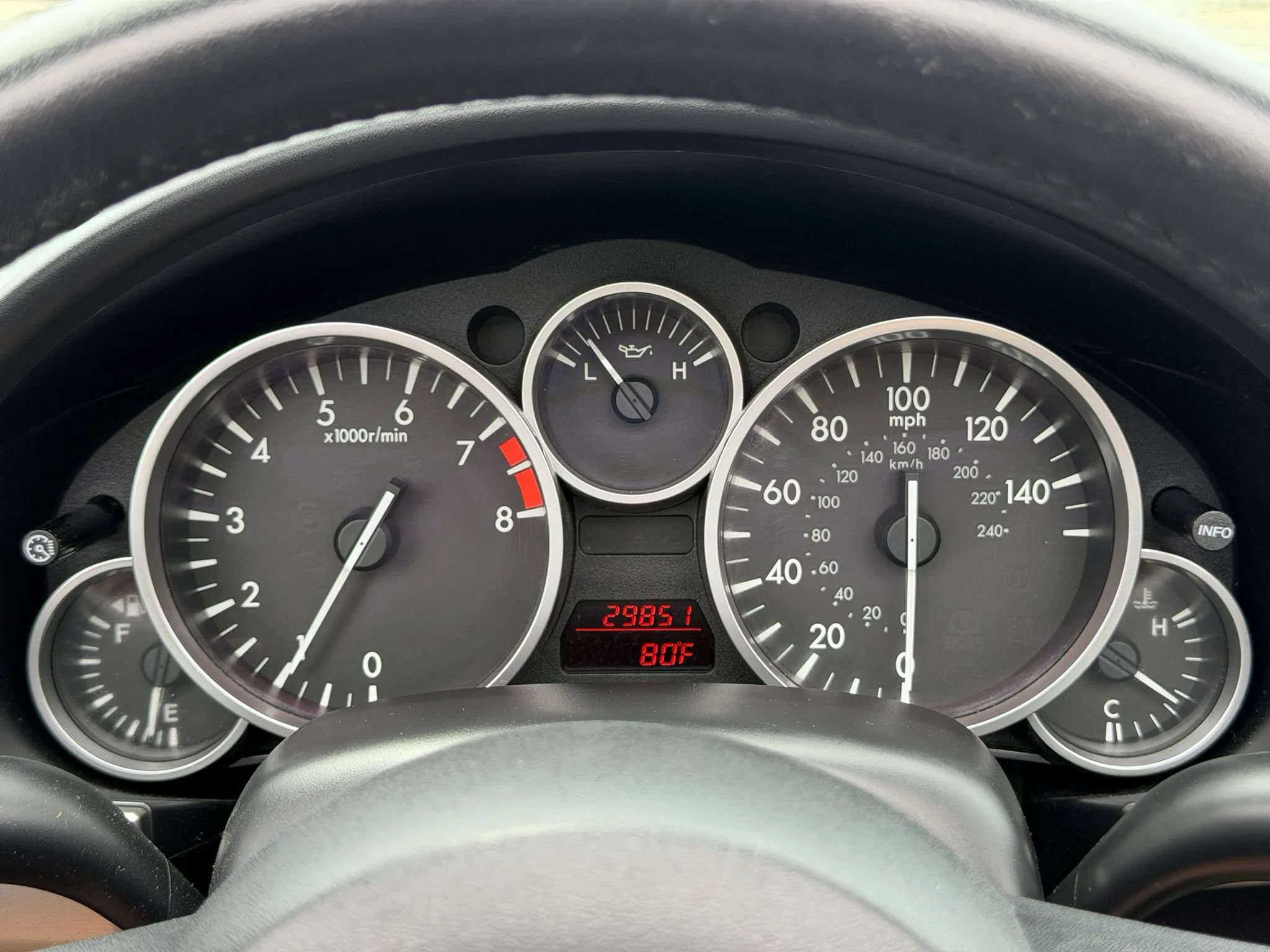 Used 2009 MAZDA MX-5 Miata Touring w/ Suspension Pkg RWD image 5