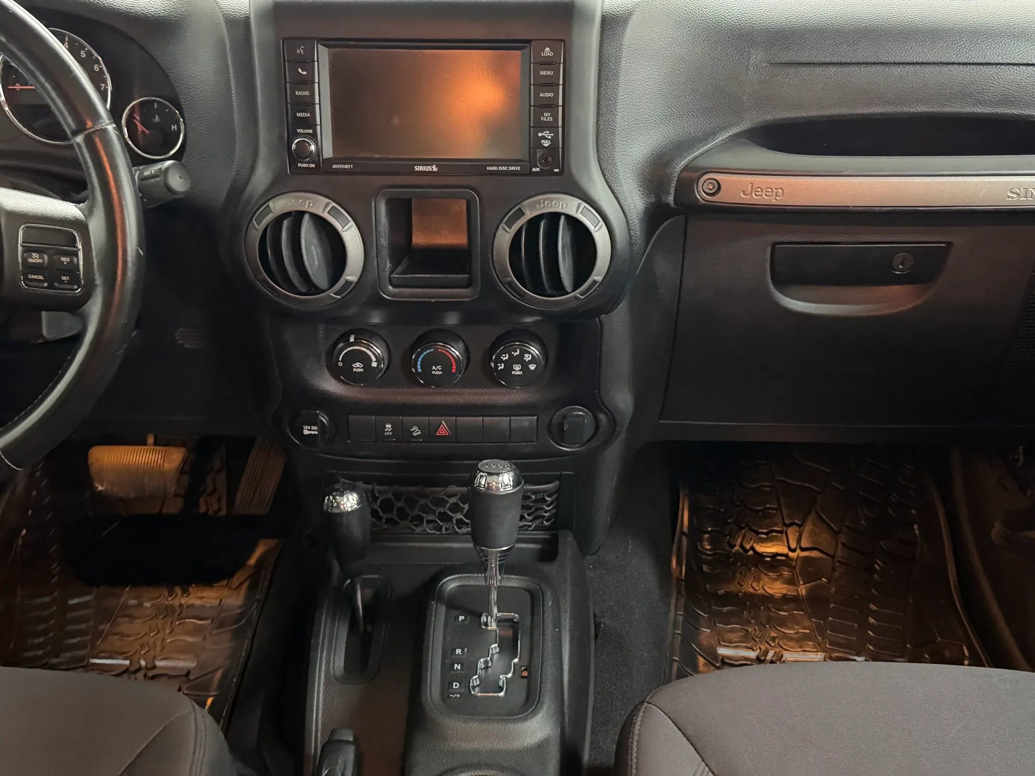 Used 2014 Jeep Wrangler Unlimited Sport AWD/4WD image 19