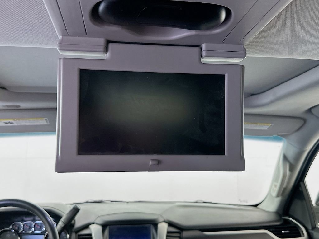 Used 2016 GMC Yukon SLT w/ Open Road Package image 27