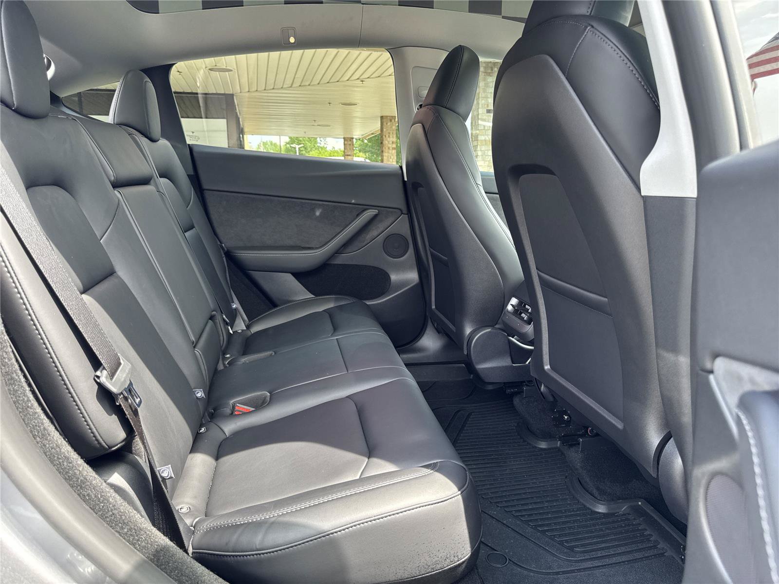 Used 2025 Tesla Model Y Performance AWD/4WD image 26
