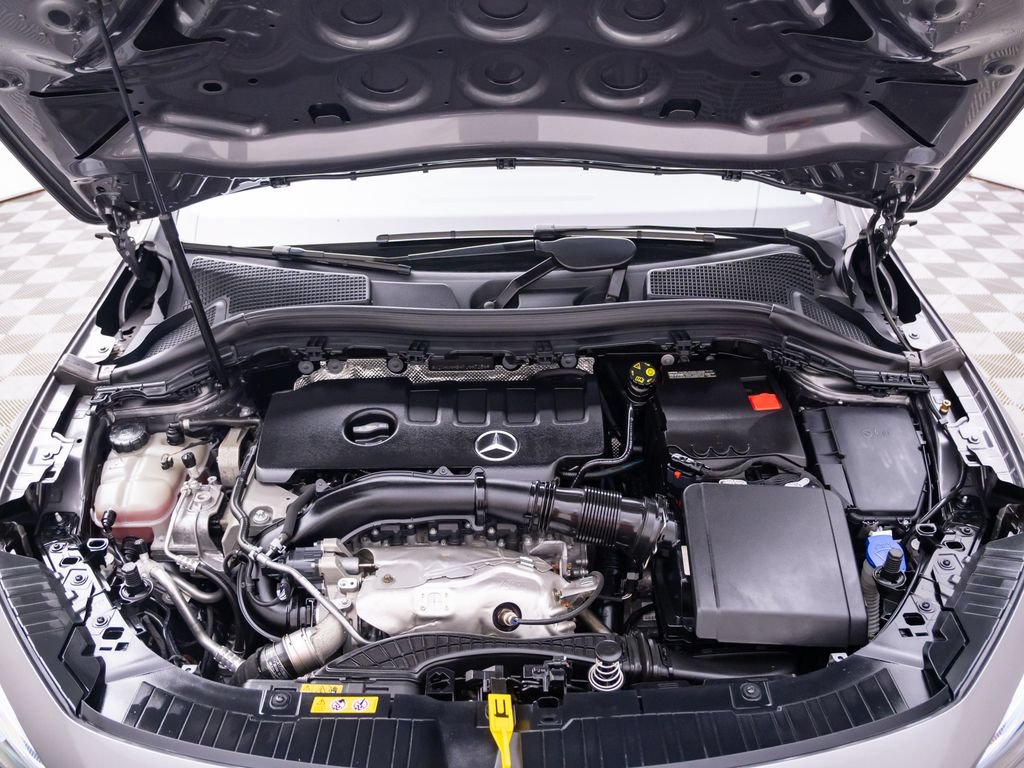 Used 2023 Mercedes-Benz GLA 250 4MATIC w/ Premium Package image 35
