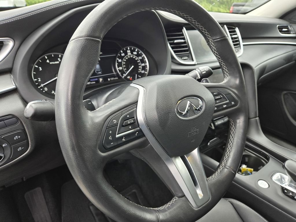 Used 2019 INFINITI QX50 Pure AWD/4WD image 17