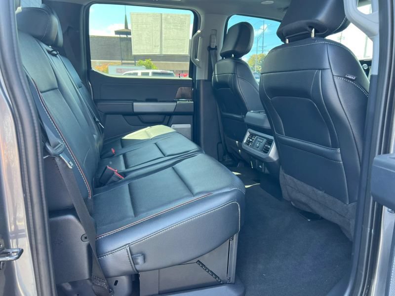 Used 2024 Ford F450 Lariat w/ Lariat Ultimate Package AWD/4WD image 9