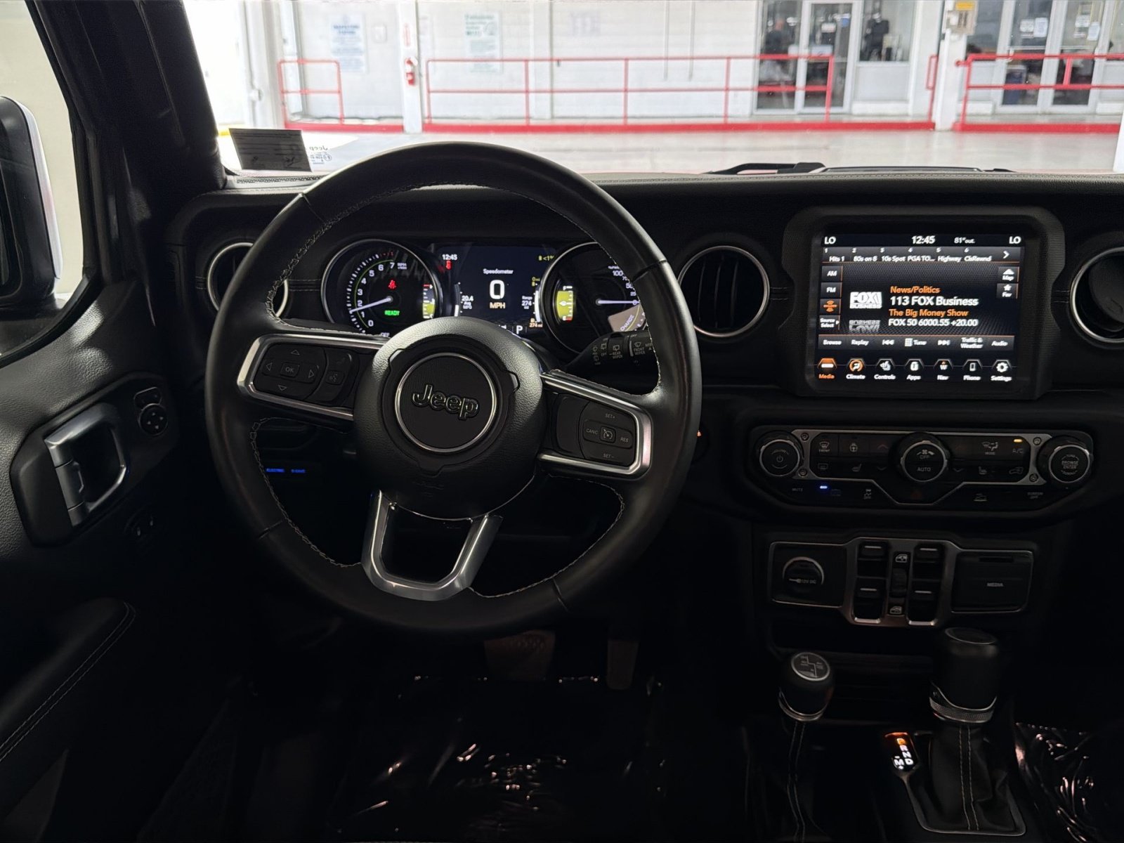 Used 2023 Jeep Wrangler Unlimited Sahara w/ Cold Weather Group AWD/4WD image 16