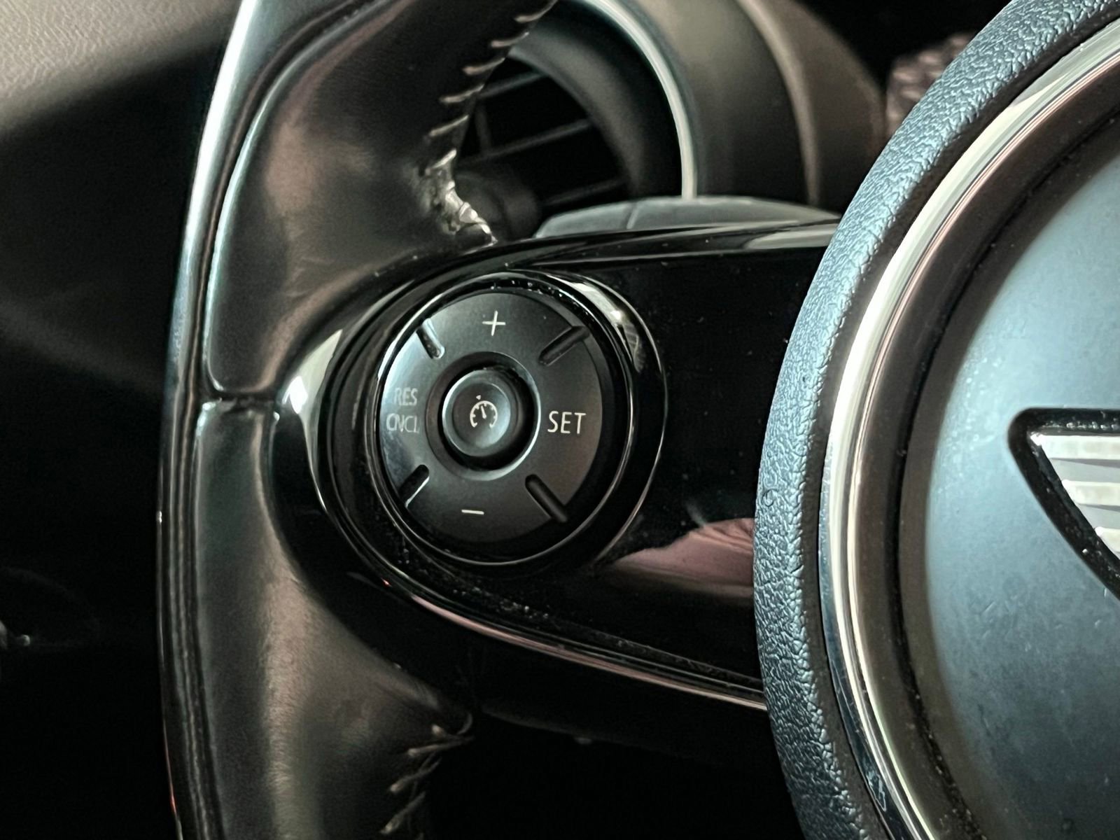 Used 2017 MINI Cooper S image 34