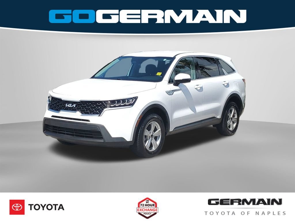 Used 2023 Kia Sorento LX AWD/4WD image 1
