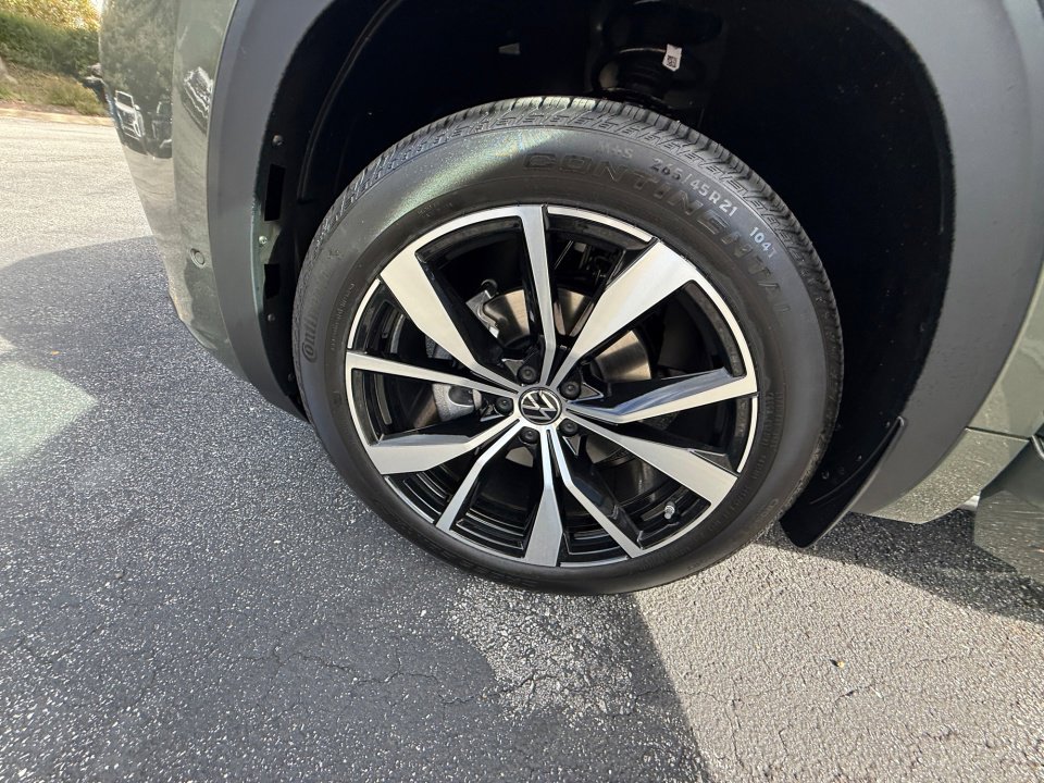 New 2026 Volkswagen Atlas SEL Premium R-Line image 27