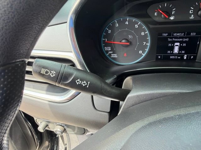 Used 2019 Chevrolet Equinox LS w/ LS Convenience Package FWD image 28