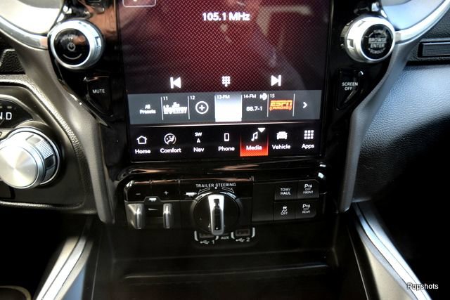 Used 2023 RAM 1500 Laramie AWD/4WD image 19