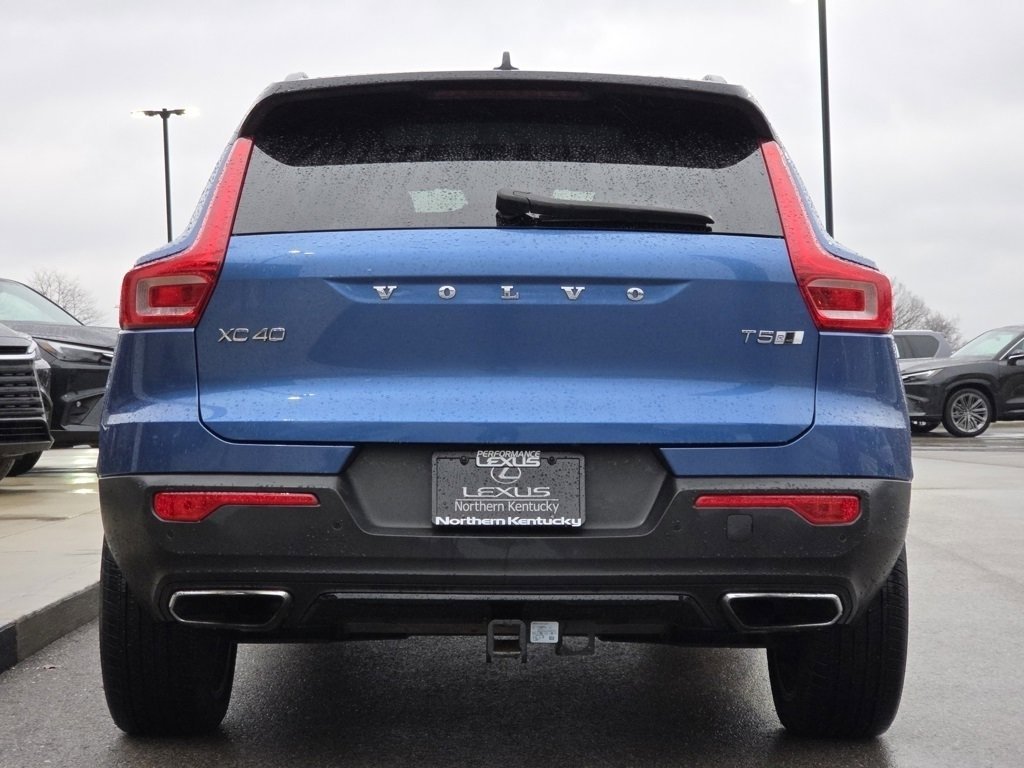 Used 2019 Volvo XC40 T5 R-Design image 28