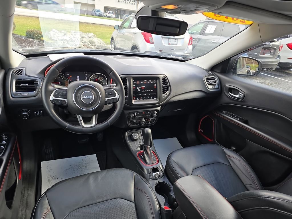 Used 2018 Jeep Compass Trailhawk w/ Leather Interior Group image 11