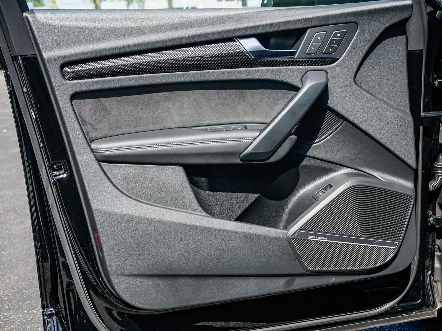 Used 2023 Audi SQ5 Prestige w/ Prestige Package image 19