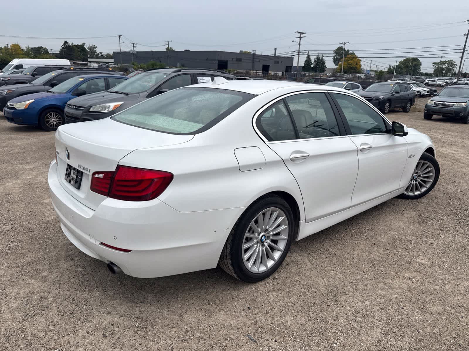 Used 2013 BMW 535i xDrive Sedan AWD/4WD image 3
