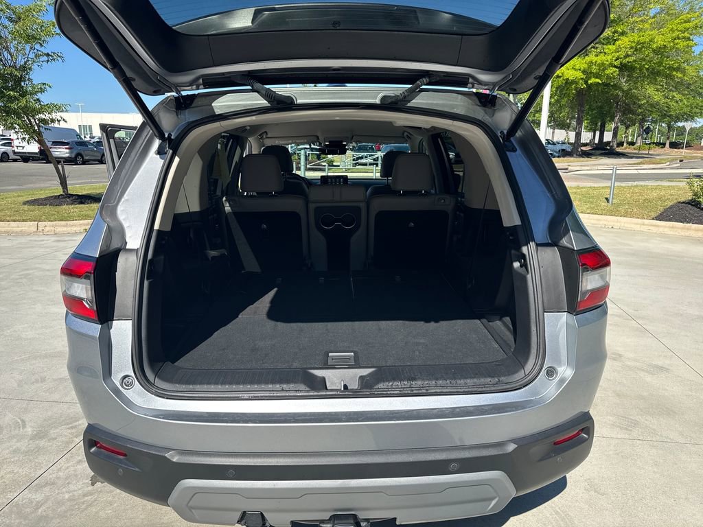Used 2025 Honda Pilot EX-L image 32