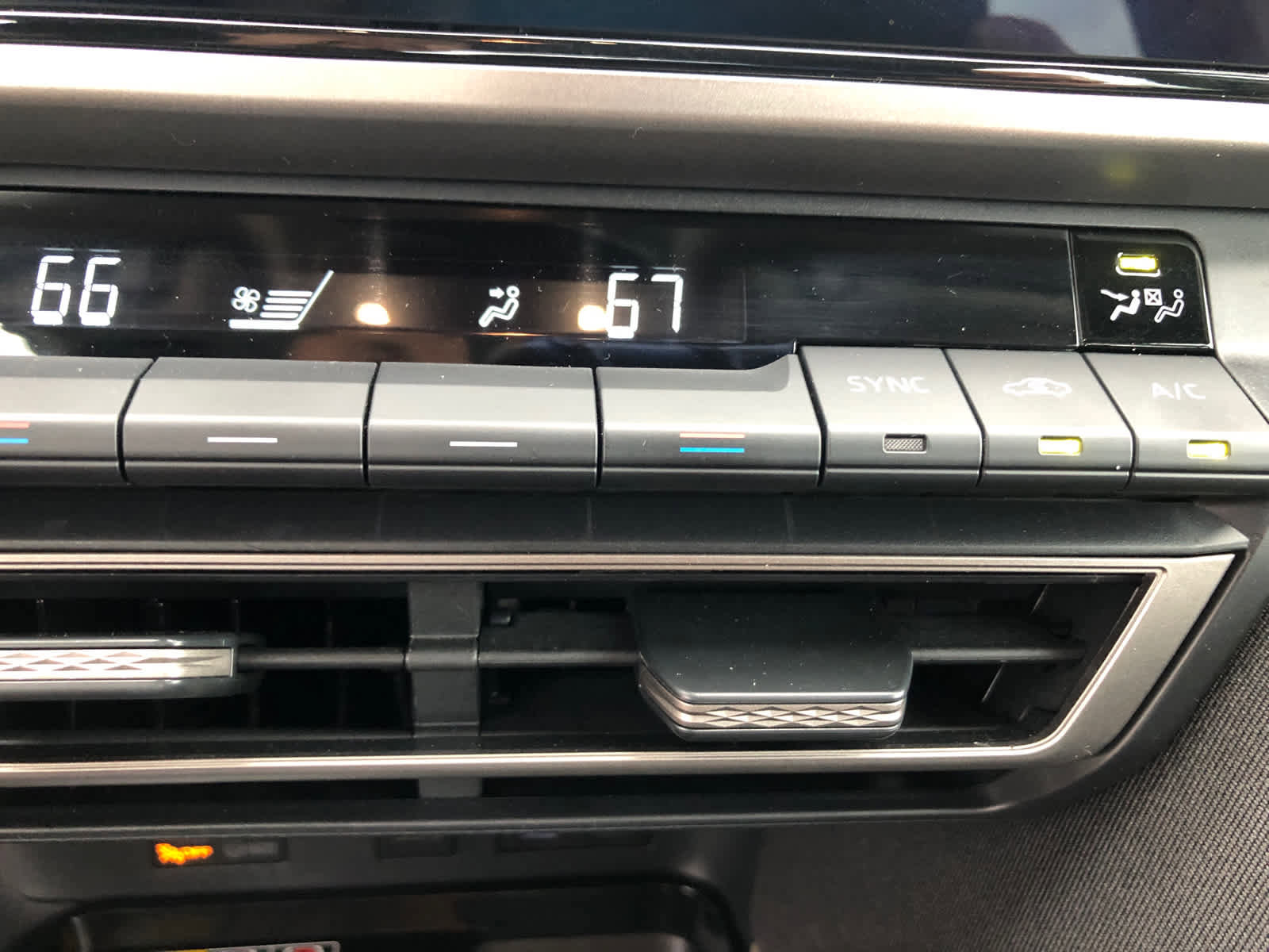 Certified 2025 Toyota Camry LE image 16