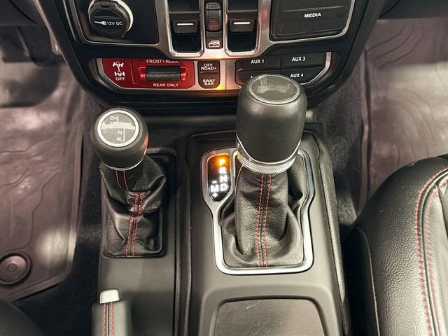 Used 2023 Jeep Wrangler Unlimited Rubicon w/ Cold Weather Group image 15