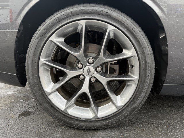 Used 2019 Dodge Challenger R/T w/ Plus Package image 20