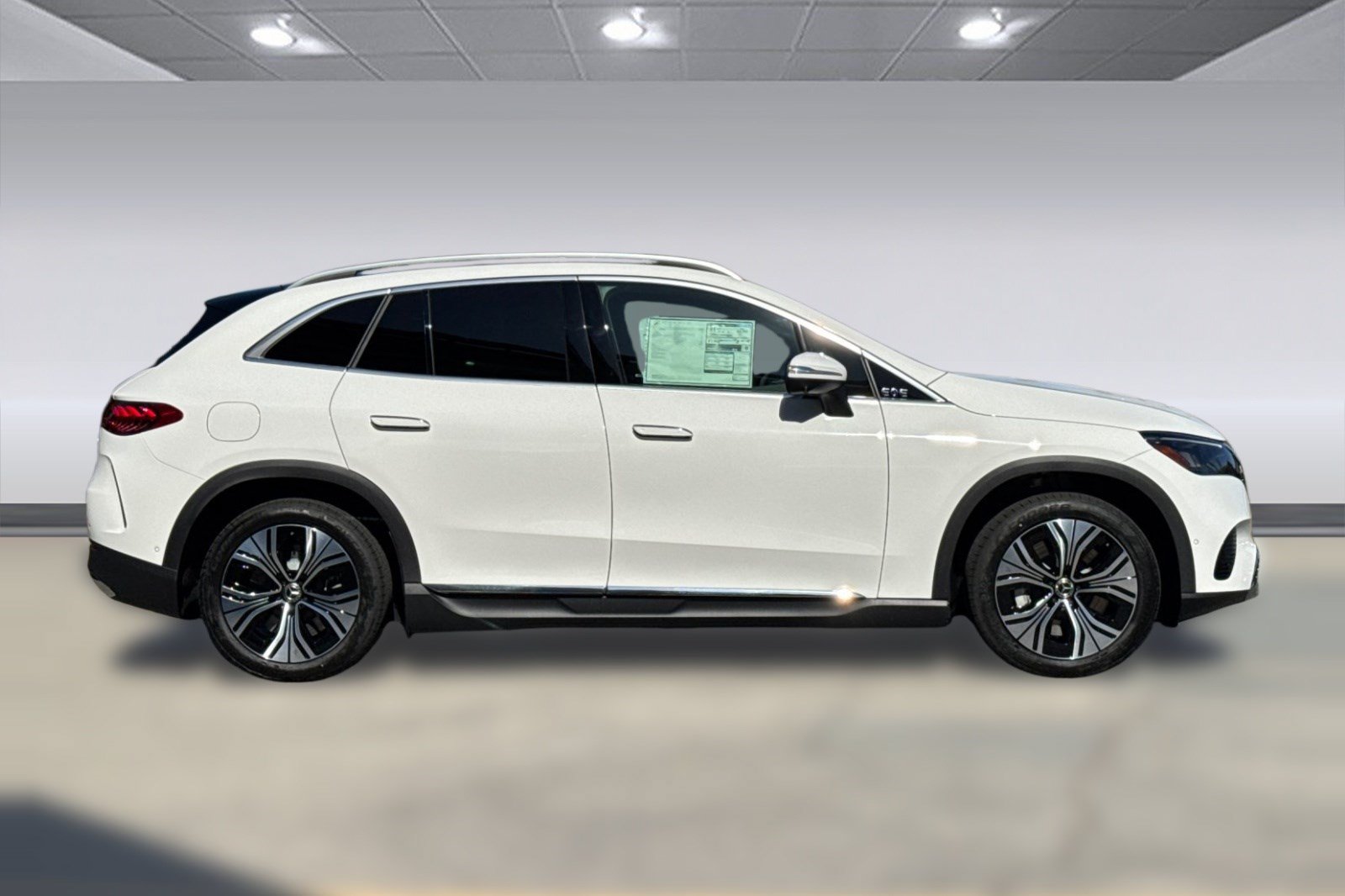 New 2027 Mercedes-Benz EQE 320 4MATIC SUV image 8