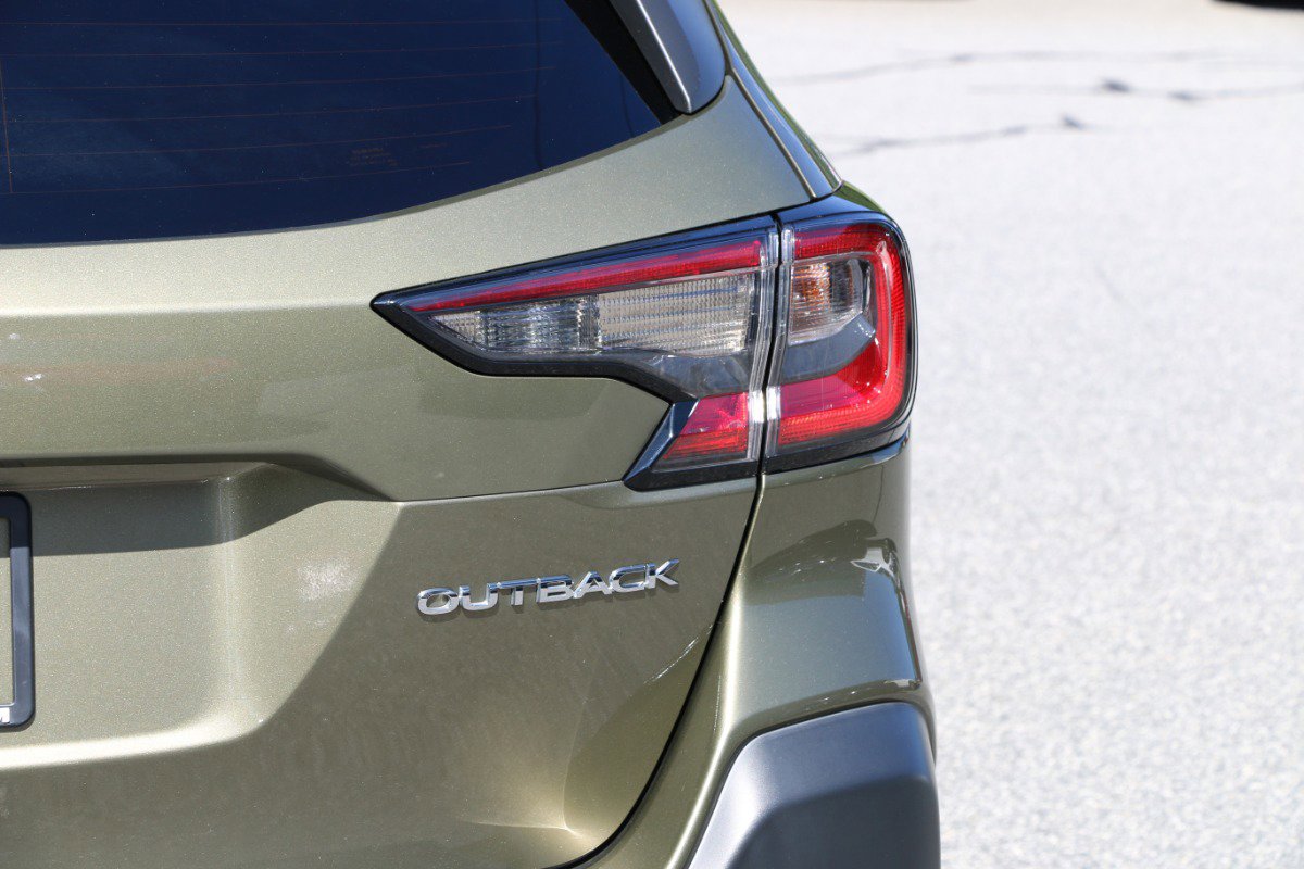 Used 2024 Subaru Outback Limited image 7