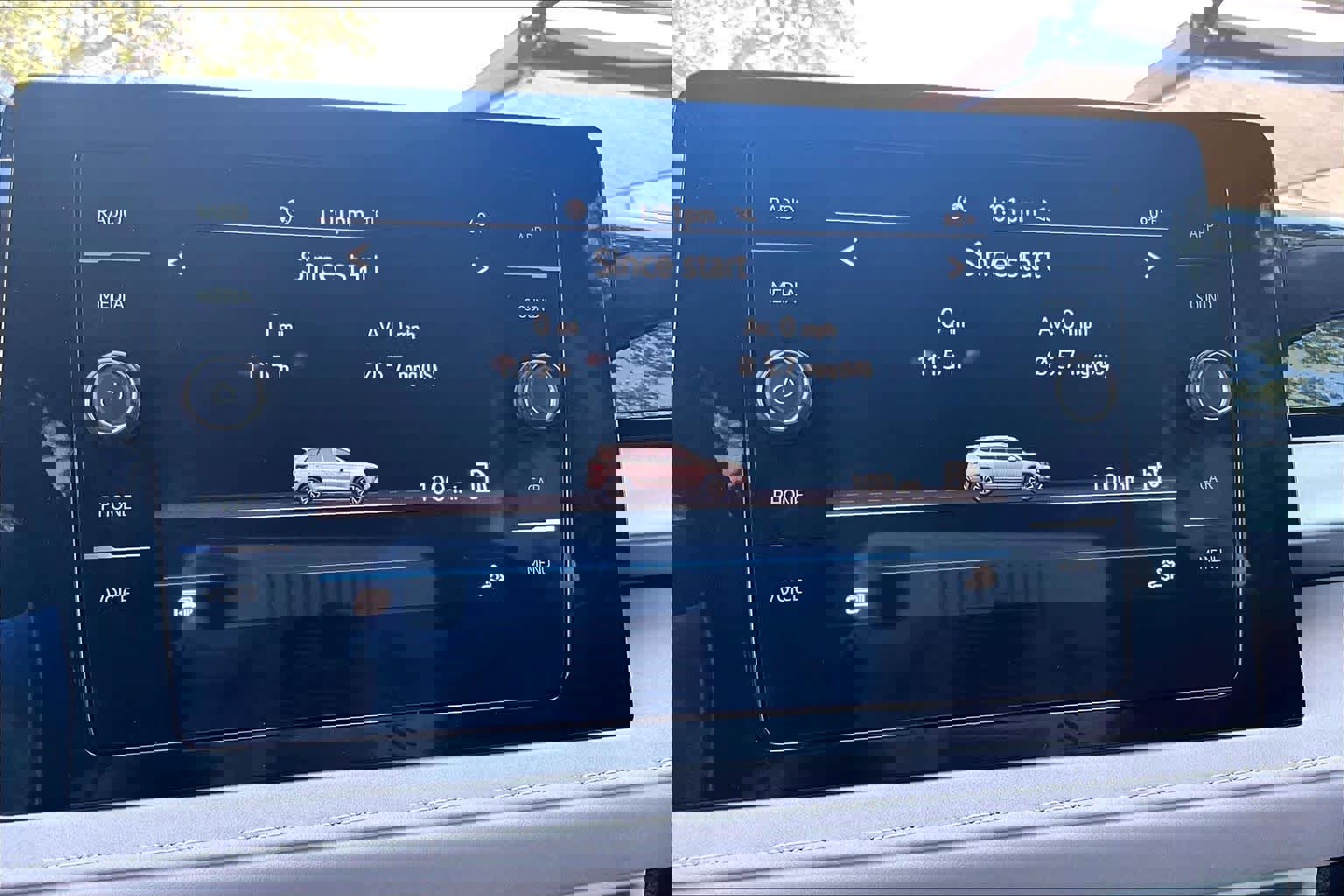 Used 2025 Volkswagen Taos SE w/ Black Wheel Package FWD image 37