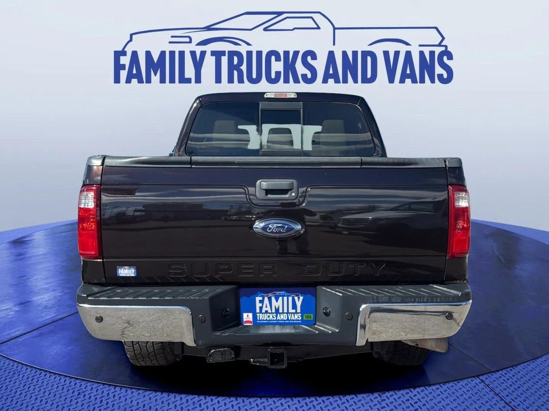 Used 2013 Ford F250 Lariat w/ Lariat Interior Pkg image 4