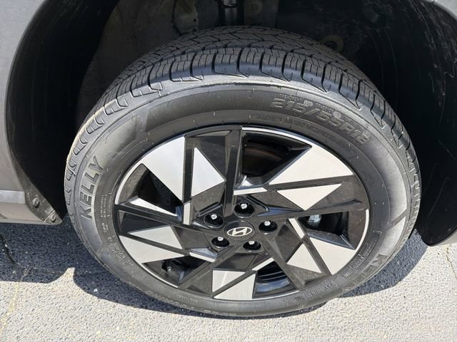 Used 2025 Hyundai Kona SEL AWD/4WD image 14