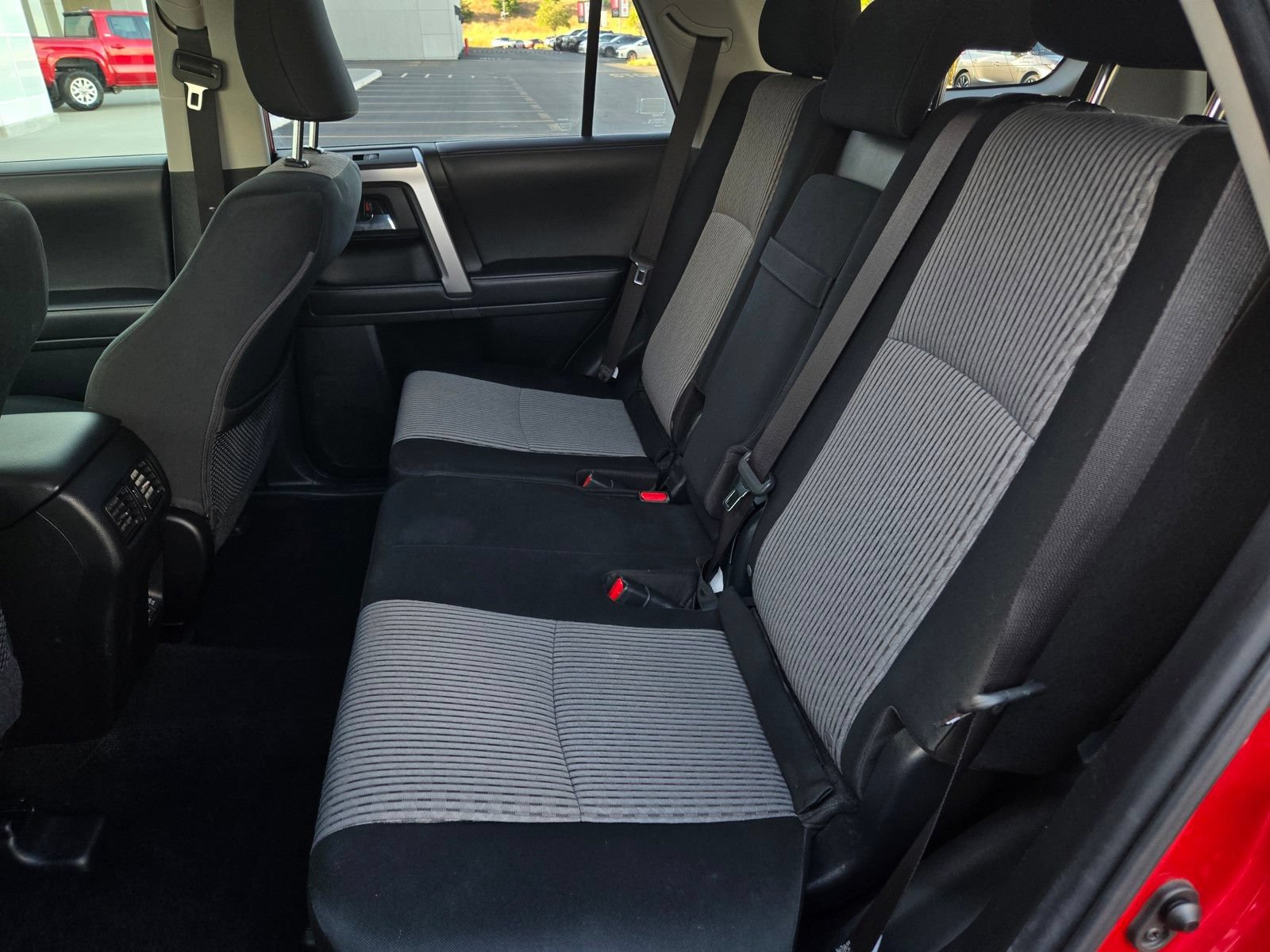 Certified 2021 Toyota 4Runner SR5 AWD/4WD image 11