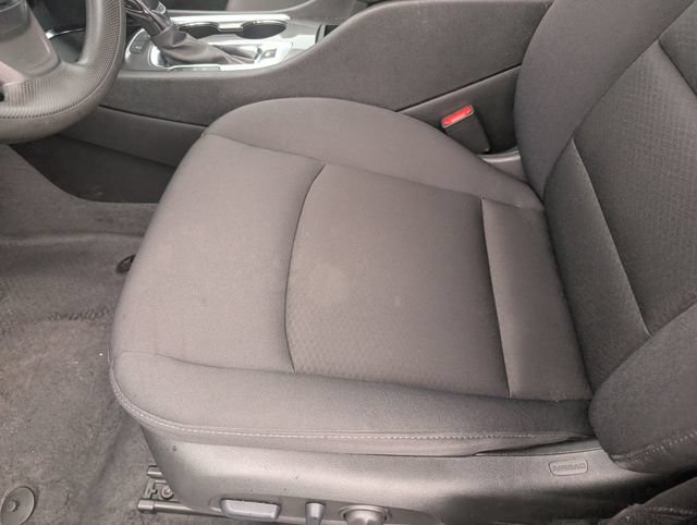 Used 2025 Chevrolet Malibu LT FWD image 17