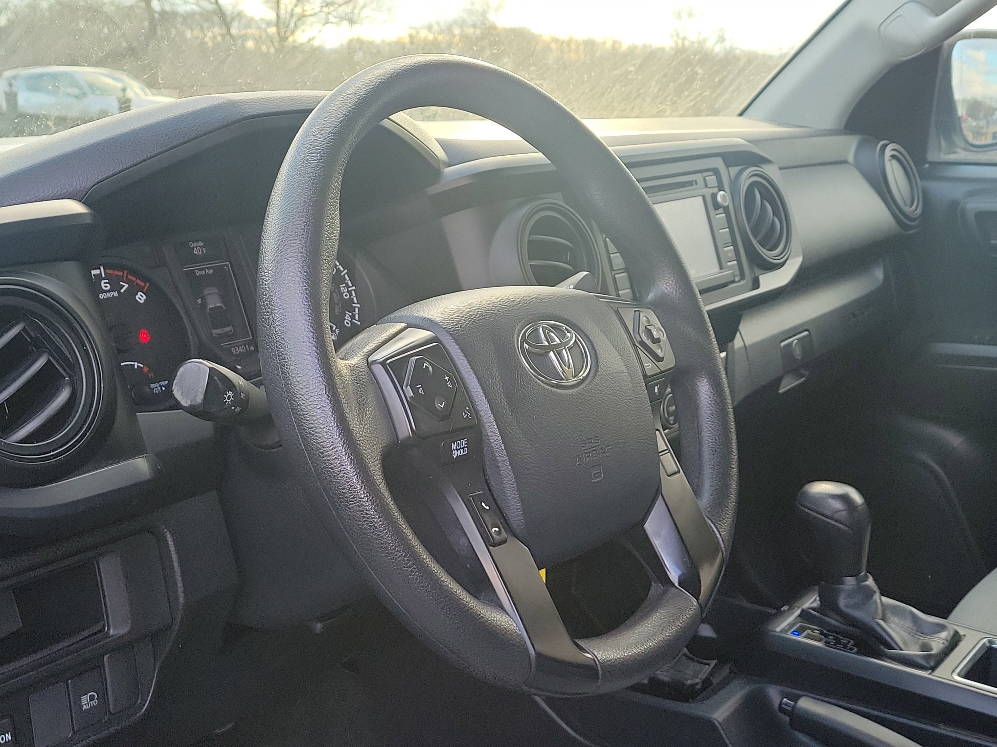 Certified 2019 Toyota Tacoma SR w/ SR Convenience Package image 10