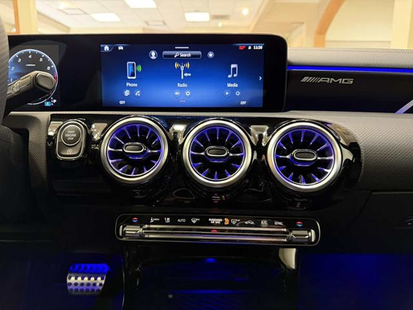 Certified 2025 Mercedes-Benz CLA 35 AMG 4MATIC image 12