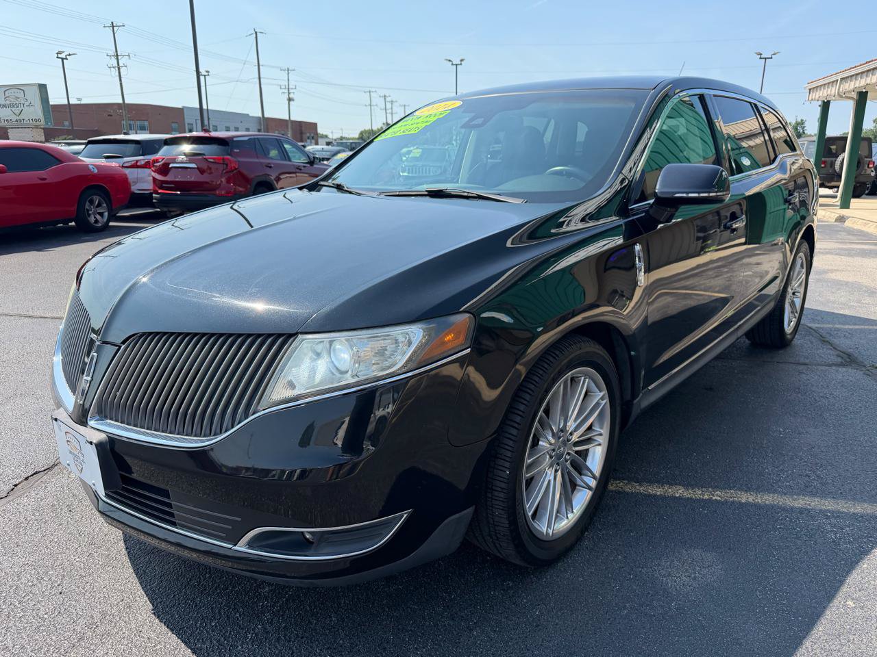 Used 2014 Lincoln MKT AWD image 7