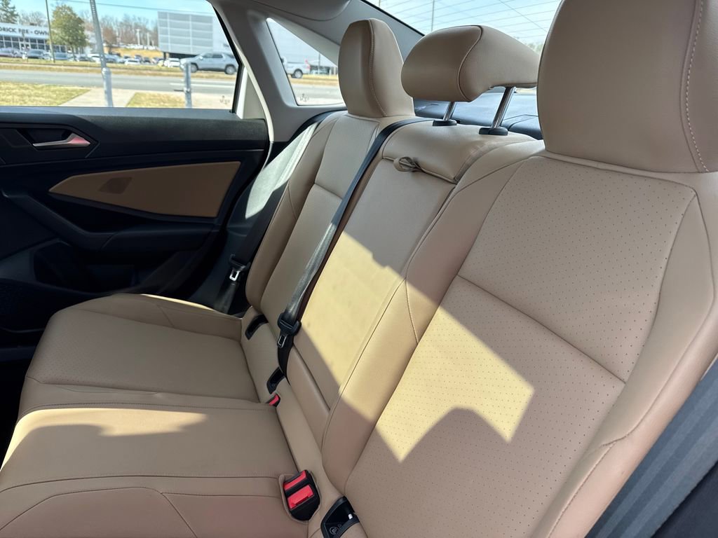 Used 2019 Volkswagen Jetta SEL image 14