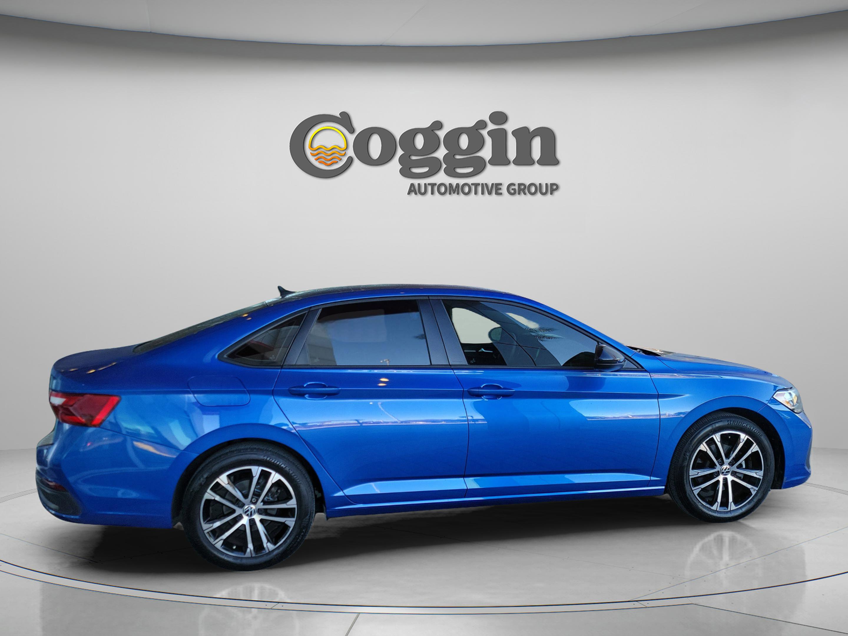 Used 2022 Volkswagen Jetta Sport image 5