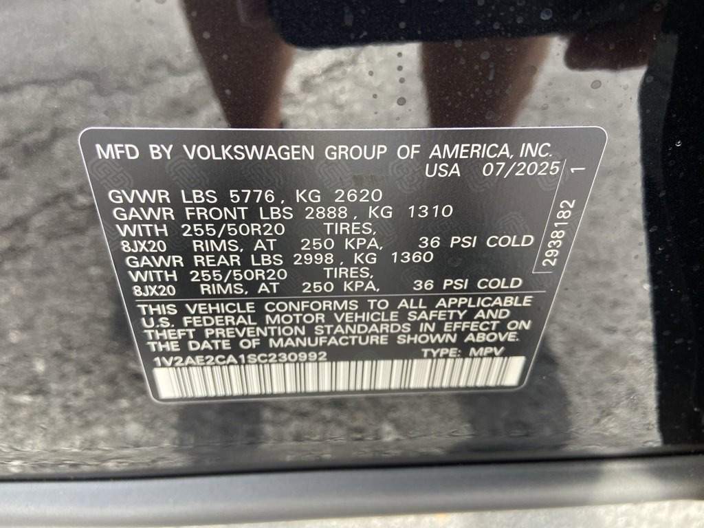 New 2025 Volkswagen Atlas Cross Sport SEL R-Line image 11