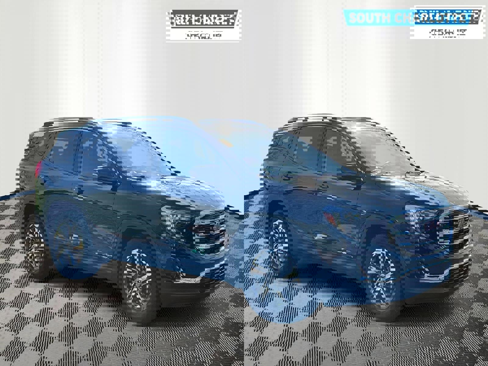 Used 2021 GMC Terrain SLT w/ LPO, Floor Liner Package image 3