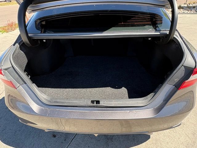 Used 2018 Toyota Camry SE image 28