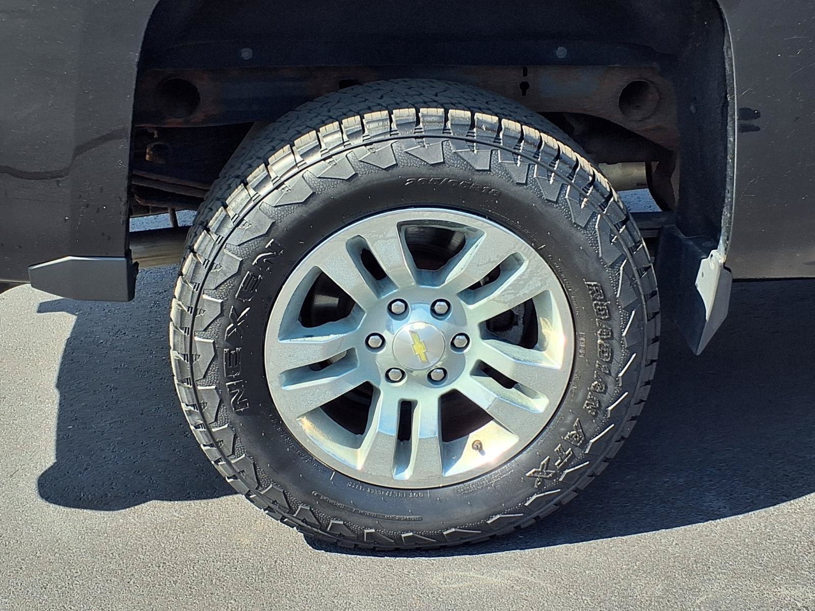 Used 2015 Chevrolet Silverado 1500 LT w/ All Star Edition AWD/4WD image 23