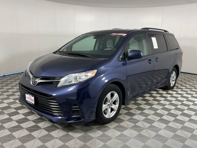 Used 2018 Toyota Sienna LE