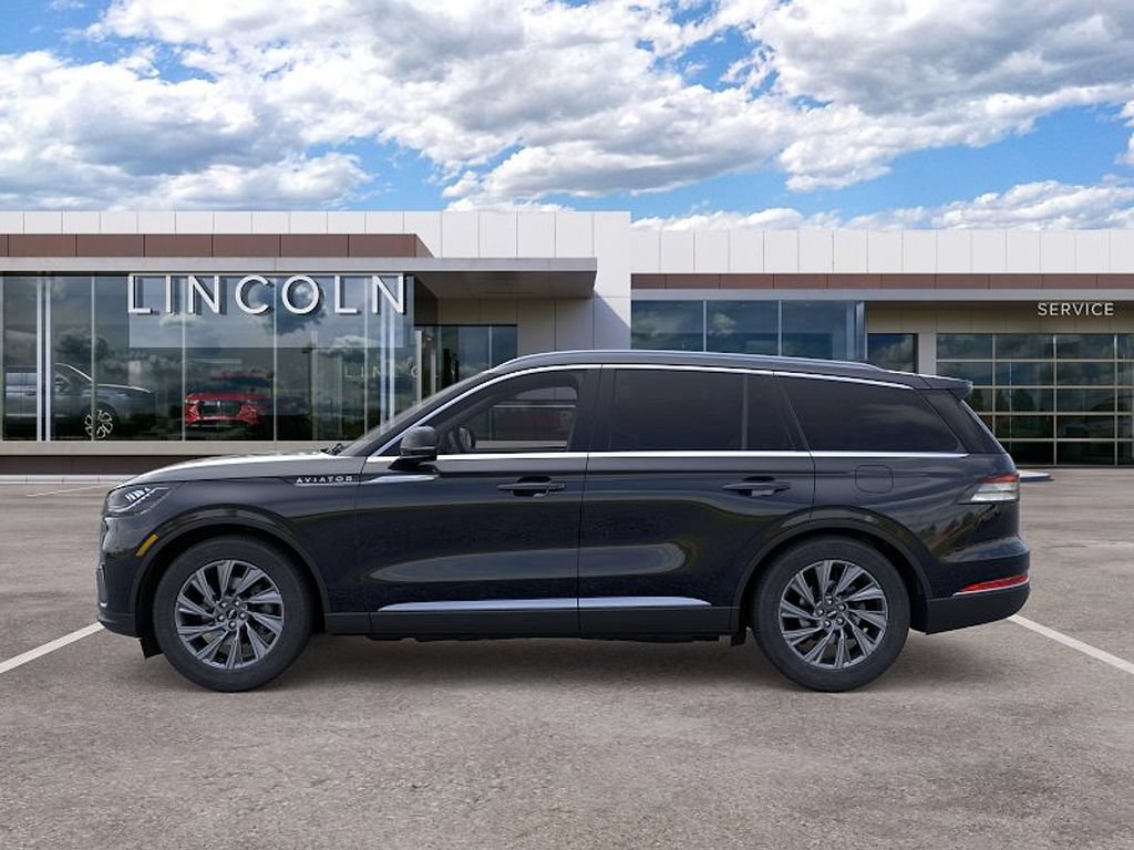 New 2026 Lincoln Aviator AWD image 3