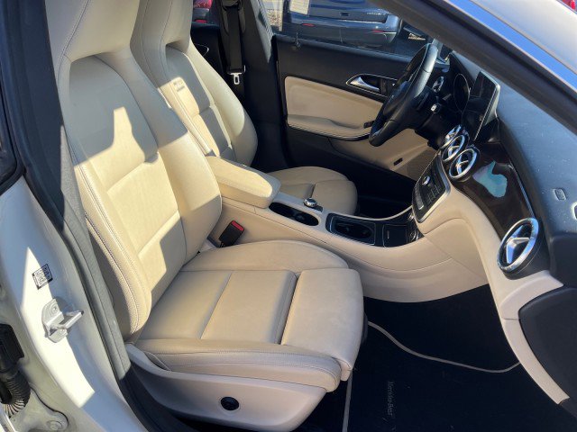 Used 2018 Mercedes-Benz CLA 250 image 18