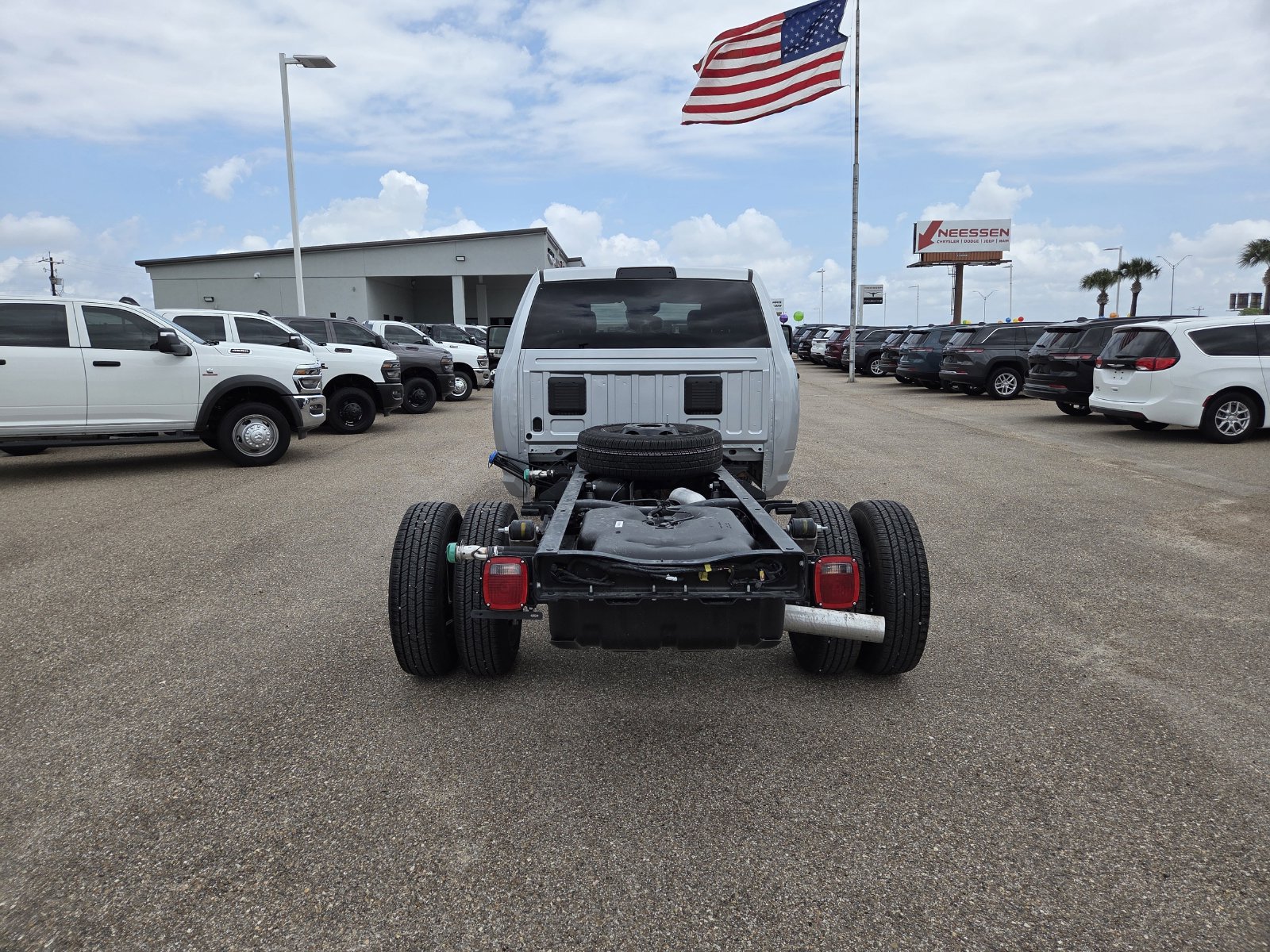 New 2026 RAM 3500 Tradesman AWD/4WD image 6