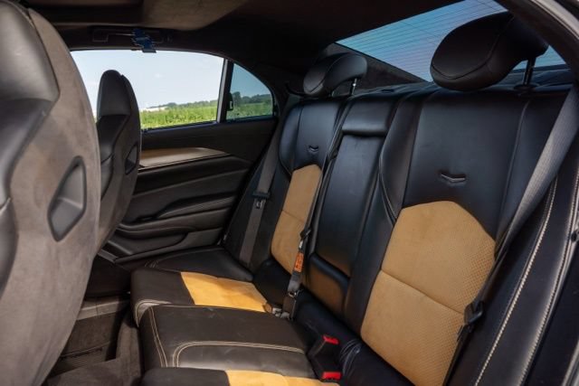 Used 2019 Cadillac CTS V w/ Luxury Package RWD image 14