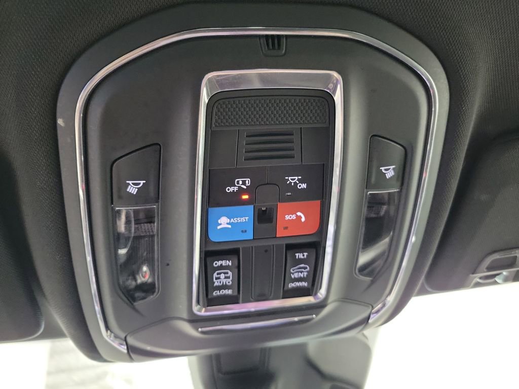 Used 2024 Jeep Grand Cherokee L Laredo AWD/4WD image 45