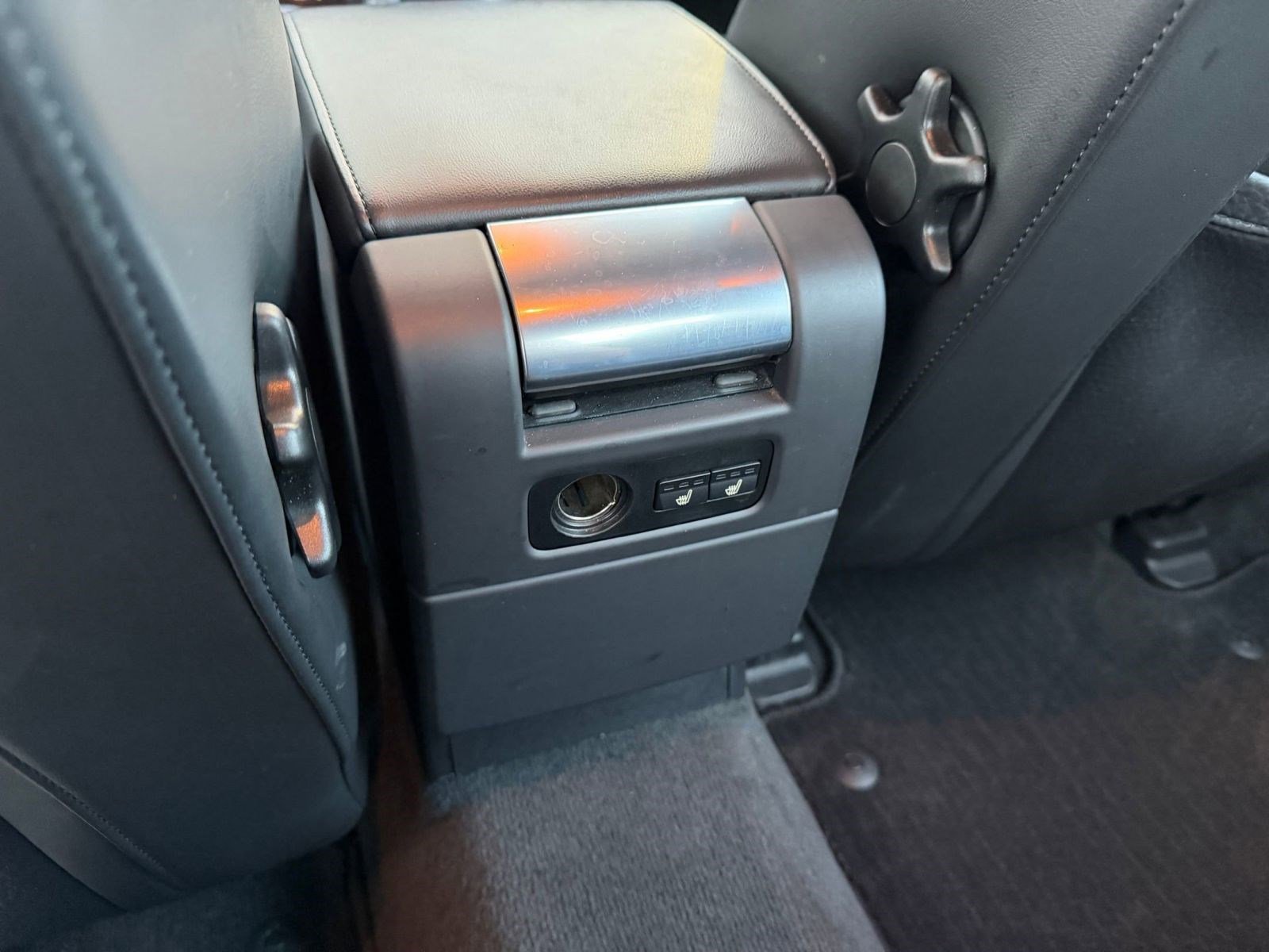 Used 2012 Volvo S80 3.2 image 22